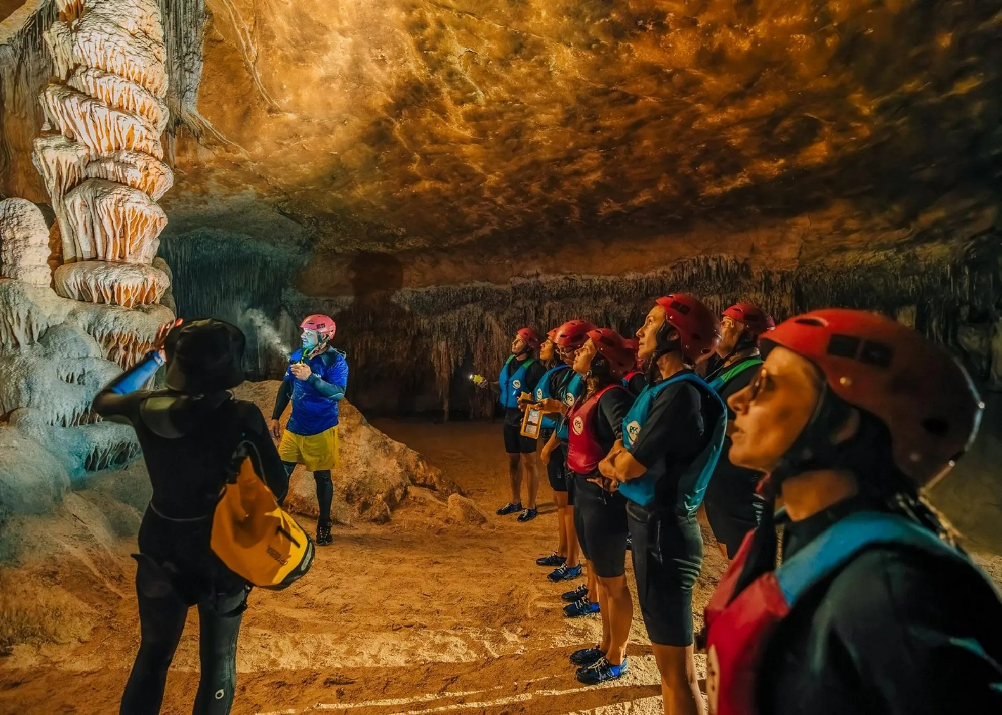 Kayak excursion exploring the sea caves of Cala Varques
